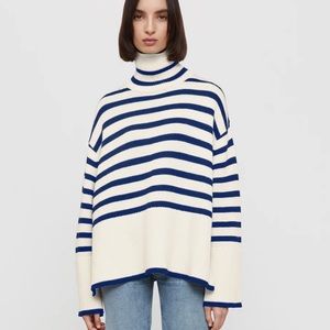 NWT Totême striped turtleneck